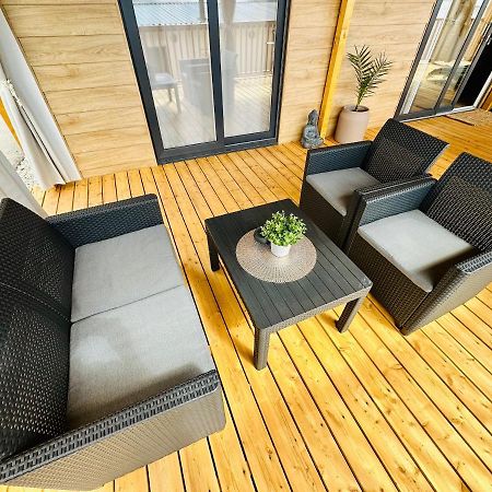 Villa Family Grand De Luxe Mobilhome Селце Екстер'єр фото