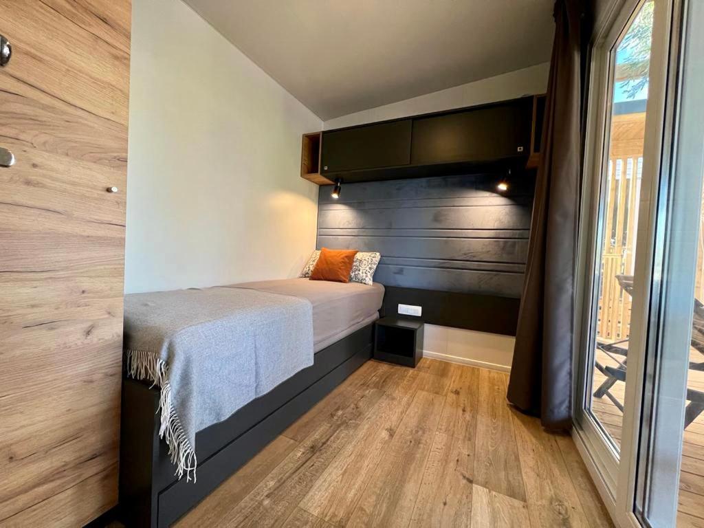 Villa Family Grand De Luxe Mobilhome Селце Екстер'єр фото