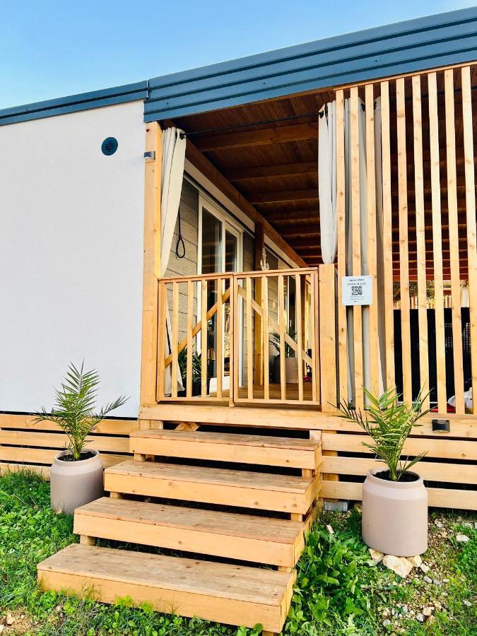 Villa Family Grand De Luxe Mobilhome Селце Екстер'єр фото