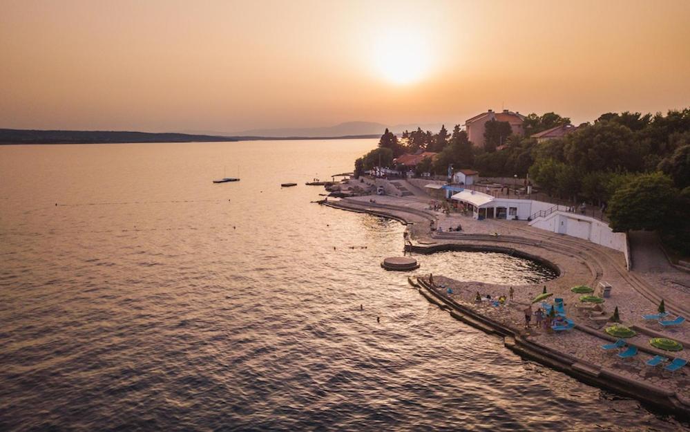 Villa Family Grand De Luxe Mobilhome Селце Екстер'єр фото