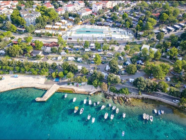 Villa Family Grand De Luxe Mobilhome Селце Екстер'єр фото