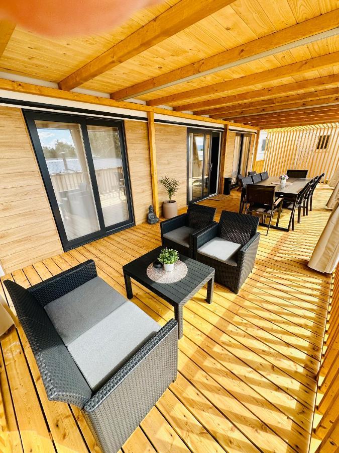 Villa Family Grand De Luxe Mobilhome Селце Екстер'єр фото